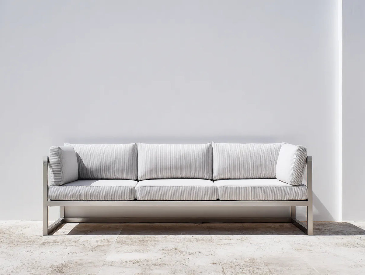 Sofa 230×90×80 cm - Stoff weiß - Wohnzimmer 3-Sitzer mit Metallrahmen zeitlos